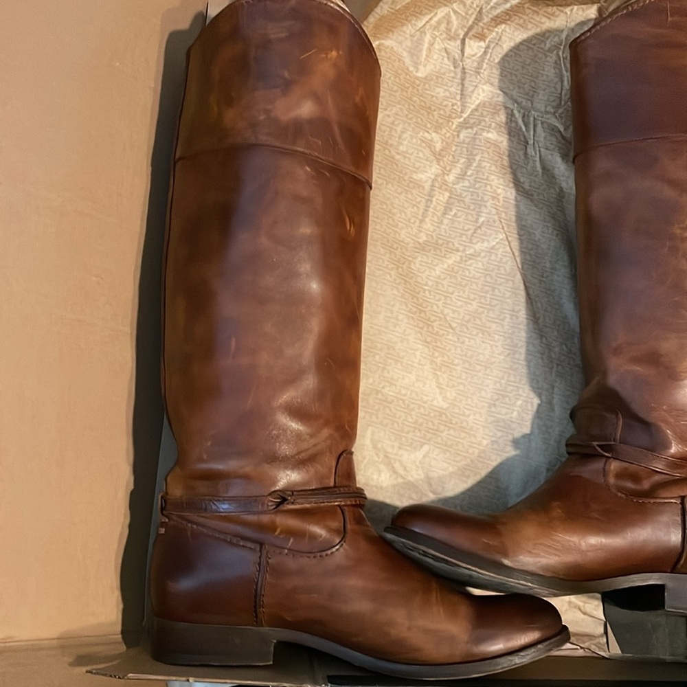 EUC Frye Melissa Seam Tall Boots Cognac Leather size 8B - Picture 4 of 10